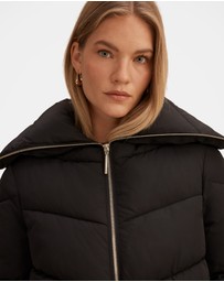 Forever New - Evie Cropped Ribbed Detail Puffer Jacket