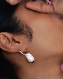 PDPAOLA - Pearl Mist Silver Hoops