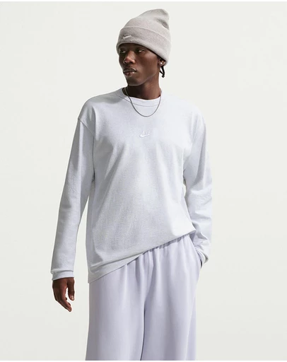 Nike - Sportswear Premium Essentials Long-Sleeve T-Shirt