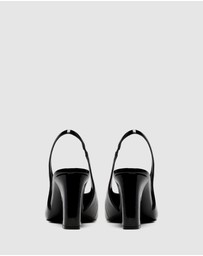 Nine West - Redsat