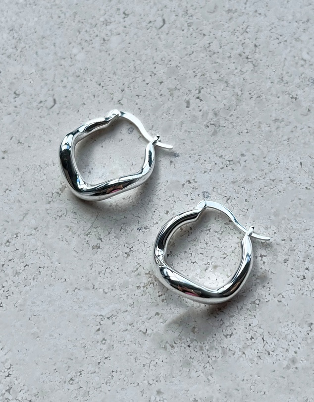 SAINT VALENTINE - Wabi Sabi Hoops - Silver