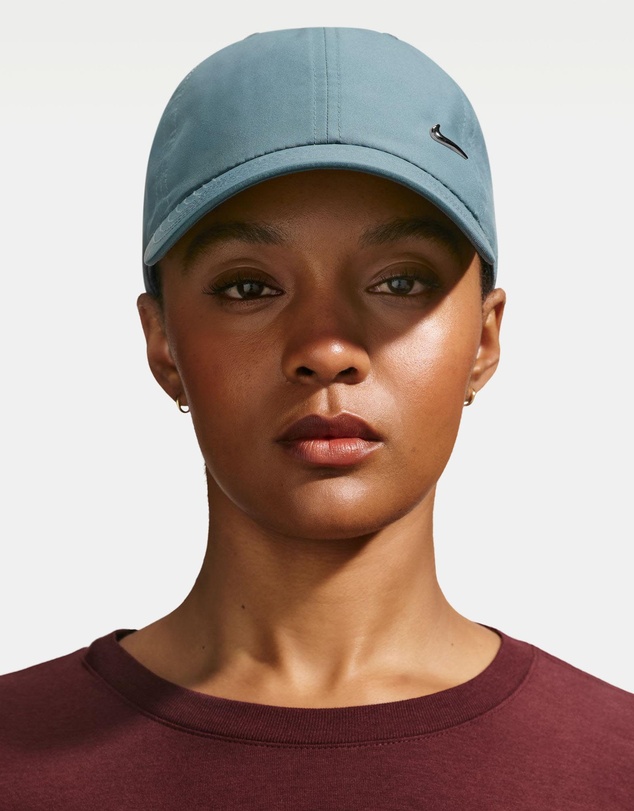 Nike - Dri-FIT Club Unstructured Metal Swoosh Cap