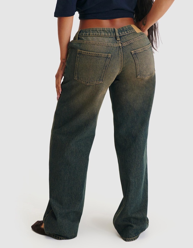 Cotton On - Curvy Low Rise Straight Jeans