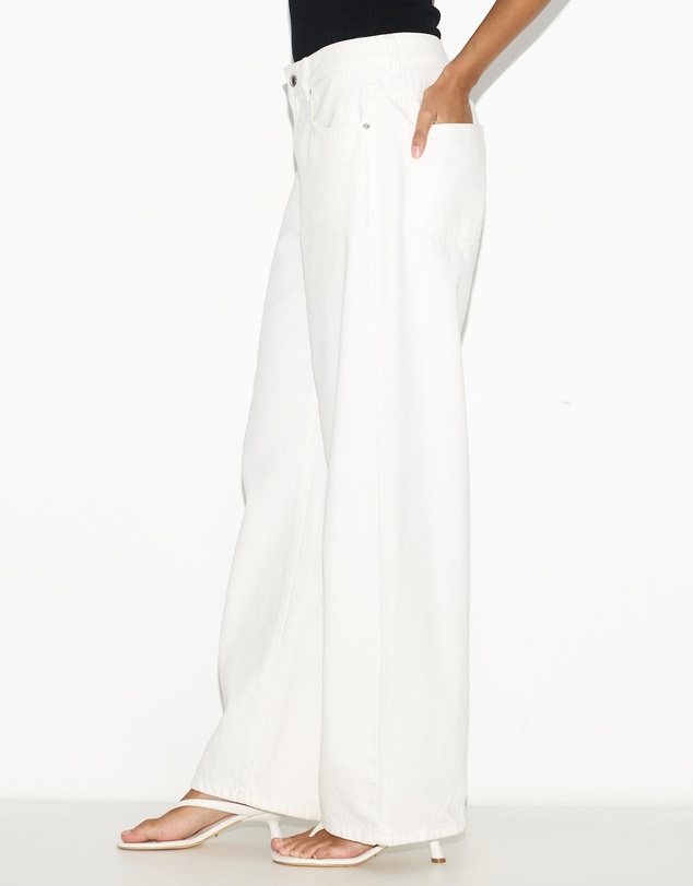 Dazie - Tokyo Mid Rise Relaxed Leg Jeans