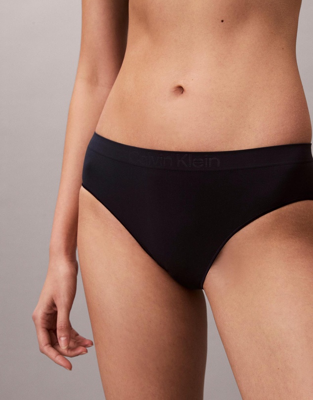 Calvin Klein - 5-Pack Bonded Flex Seamless Bikini Briefs