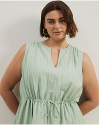 Atmos&Here Curvy - Verity Tiered V Neck Maxi Dress