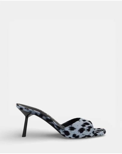GUESS - Carisse2 Heeled Sandals