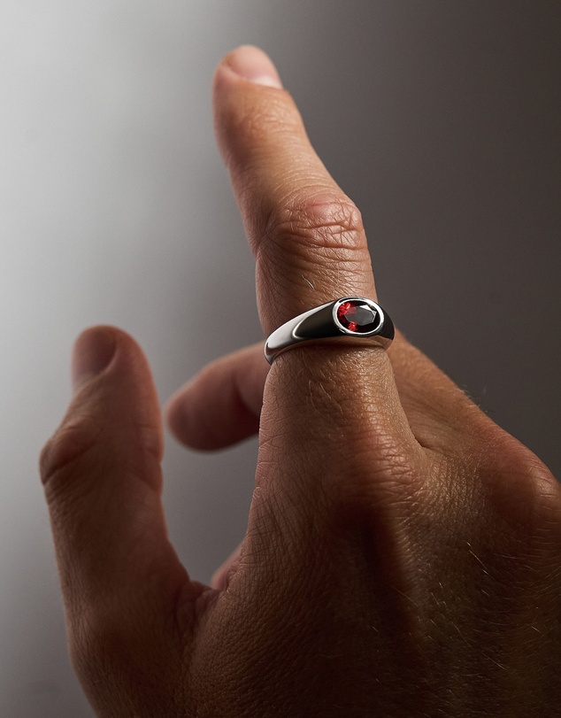 Rawninety - Yuki Ring Red Garnet