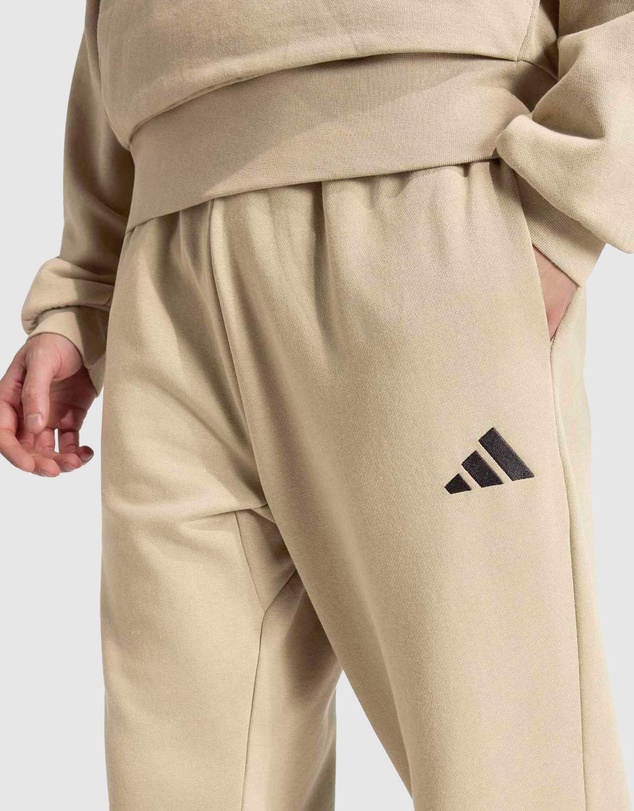 adidas Sportswear - Essentials Feelcozy Fleece Pants