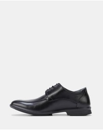Hush Puppies - Carey