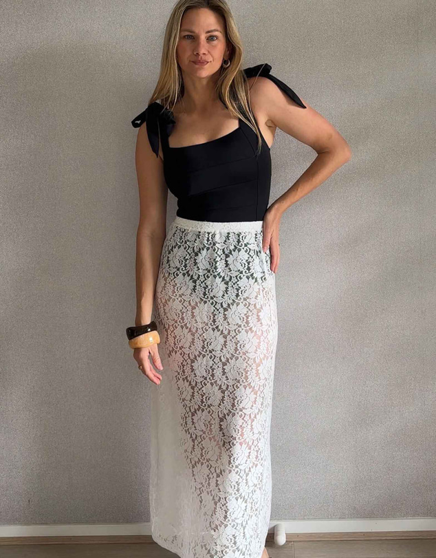 UNE PIECE - Lace Maxi Skirt