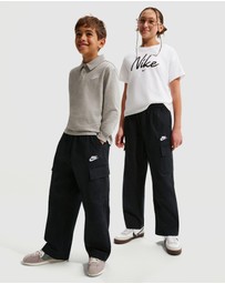 Nike - Club Woven Cargo Pants - Teens