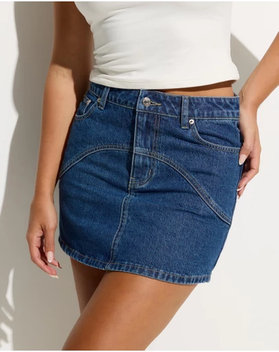 Dazie - Crescent Denim Mini Skirt