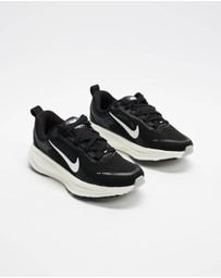 Nike - Vomero 18 - Teens
