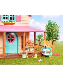 Lil Woodzeez - The Tippytail Foxes Miniature Animal Figurine Set