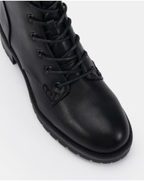 Novo - Darrell Ankle Boots