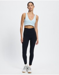 Reebok - Lux Peached V-Neck Bra