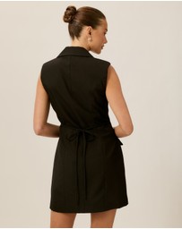 Tussah - Suki Sleeveless Blazer Dress