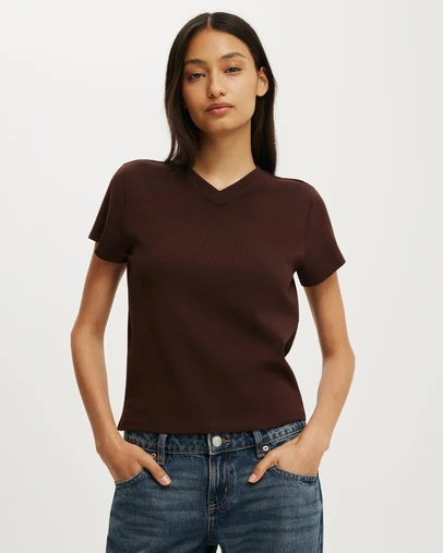 Cotton On - 90s Baby V-Neck Tee