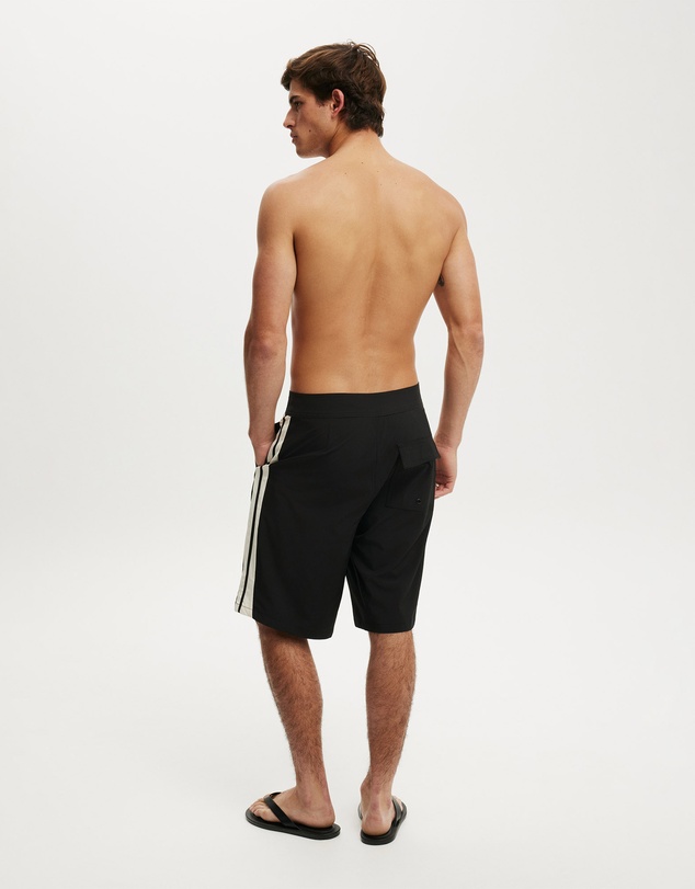 Cotton On - Super Baggy Boardshort