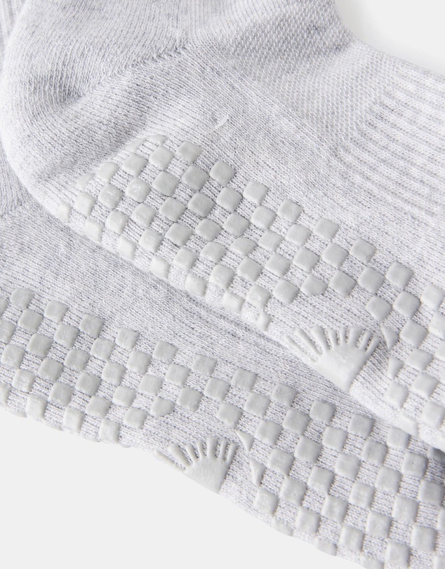 Cotton On Body Active - Pilates Grip Studio Crew Grip Socks