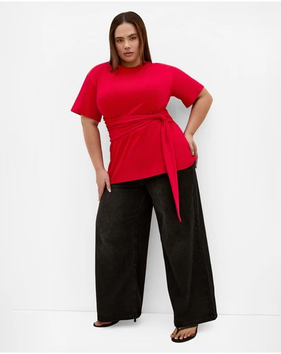 City Chic - Plus size Gina Waist Detail Top - red