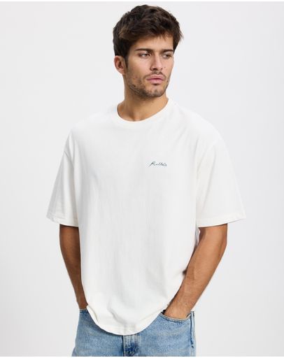 Vntage White