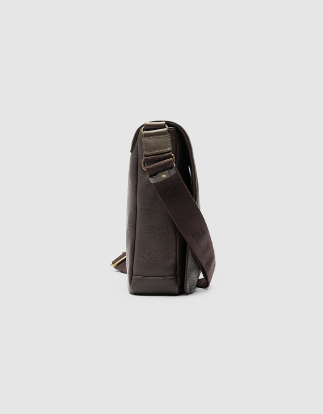 Rodd & Gunn - Newstead Messenger