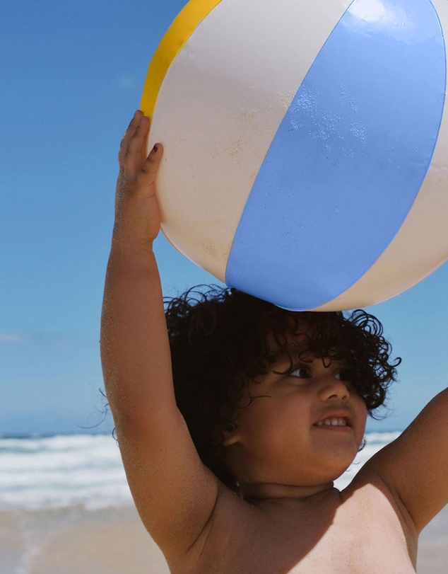 Sunnylife - Into the Wild Inflatable Beach Ball - Kids