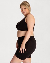 Ava & Audrey  - Underbliss by Ava & Audrey Seamless Bamboo Blend Anti-Chafing Shorts