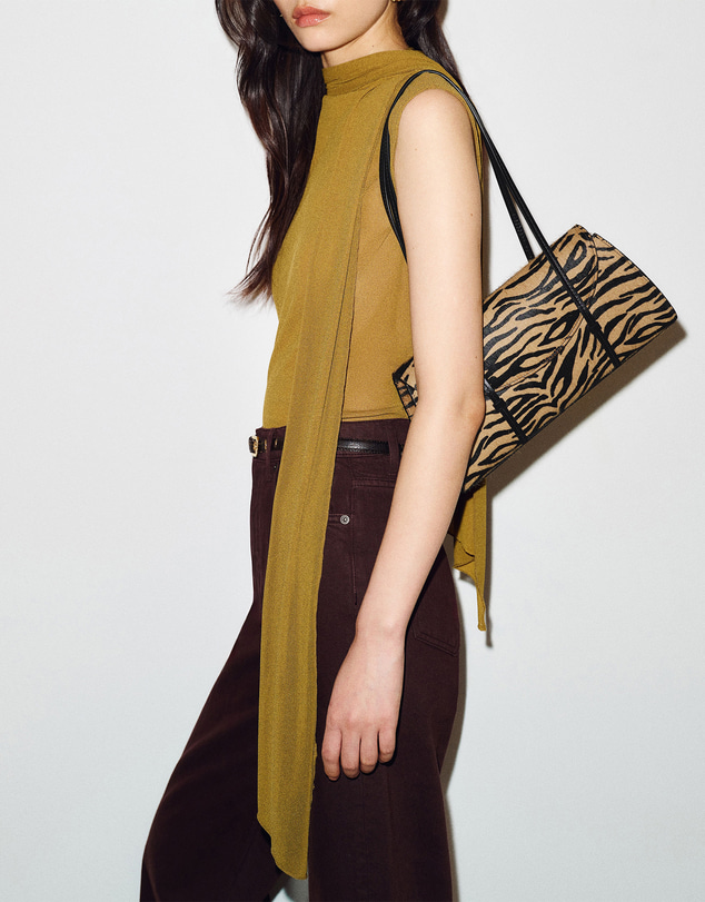 Reformation - Elena Shoulder Bag