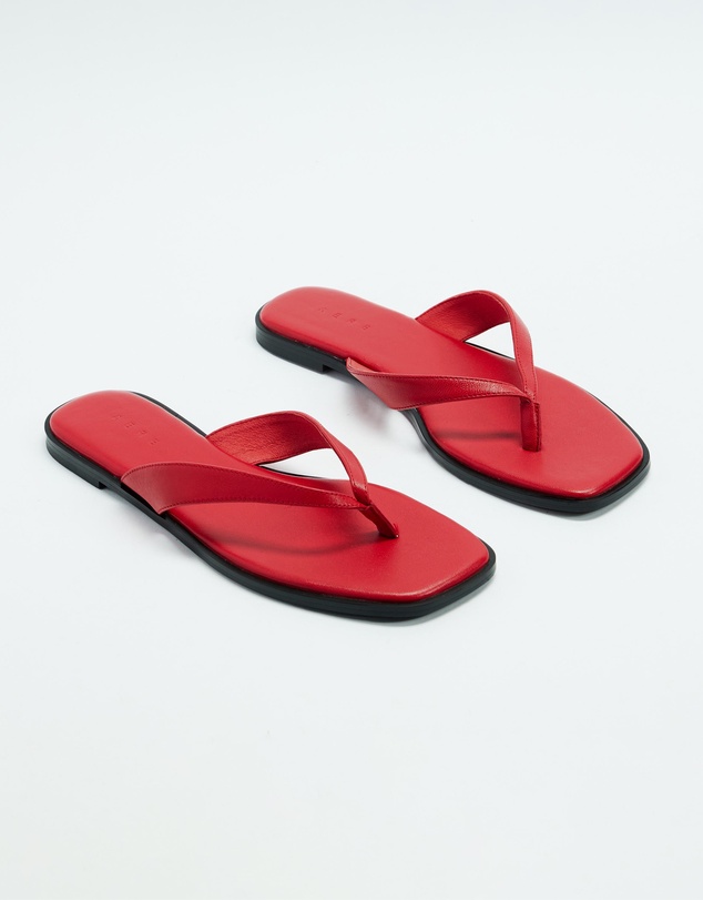 AERE - Flat Leather Thongs