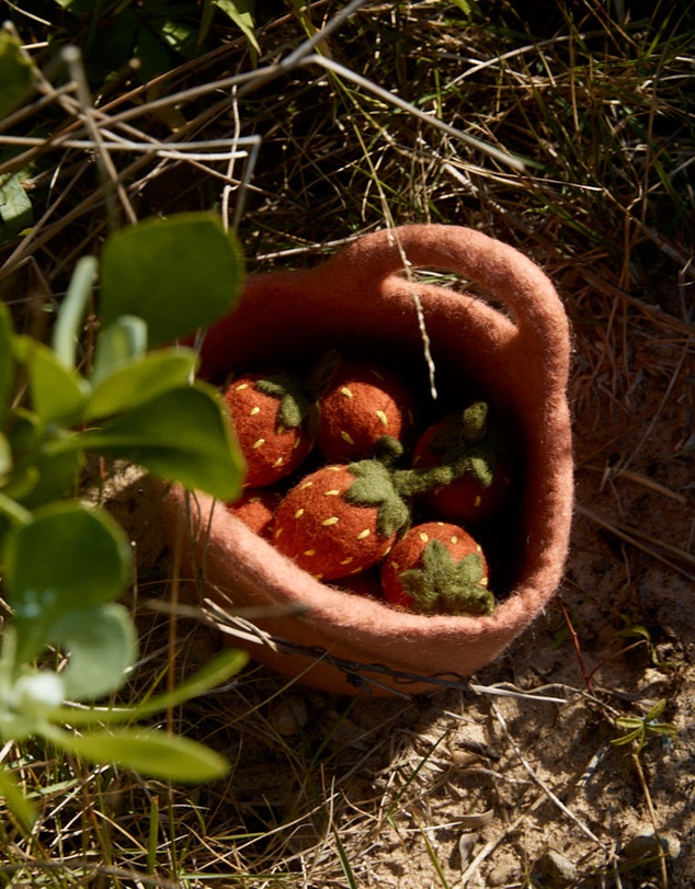 Phile - Basket of Strawberries