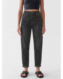 Calli - Hudson Mom Jeans