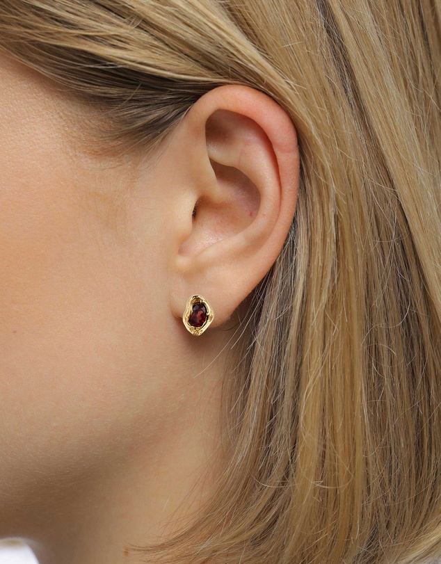Elli Jewelry - Garnet Stud Earrings in Gold-Plated 925 Silver