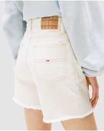 Tommy Jeans - Raw Hem Regular Denim Mom Shorts