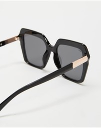 Reality Eyewear - Danceteria