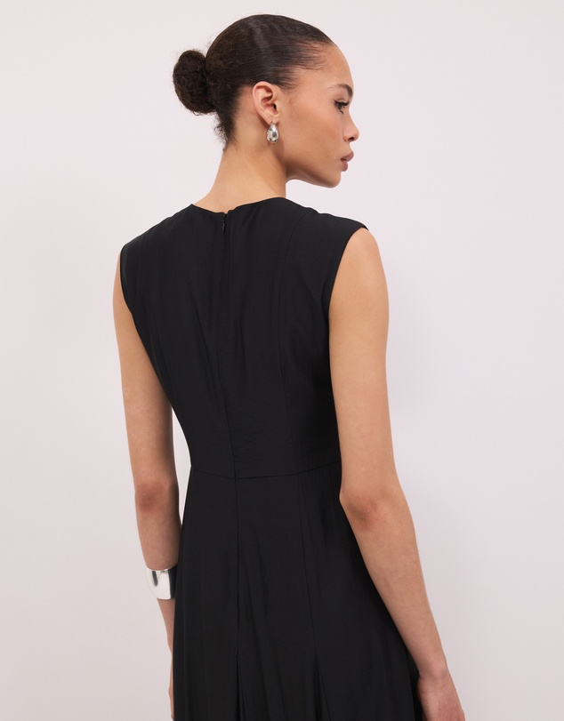 Calli - Amara Grown On Sleeve Maxi Dress