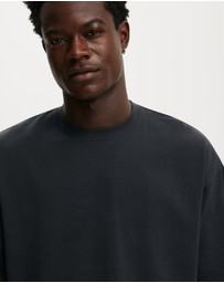 Cotton On - Cropped Fit T-Shirt