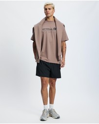 New Balance - Linear Graphic T-Shirt