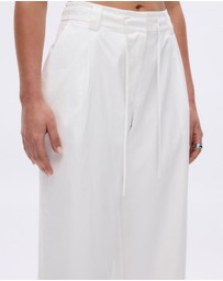 Minima Esenciales - Zinnia Cotton Embroidered Scallop Hem Pants