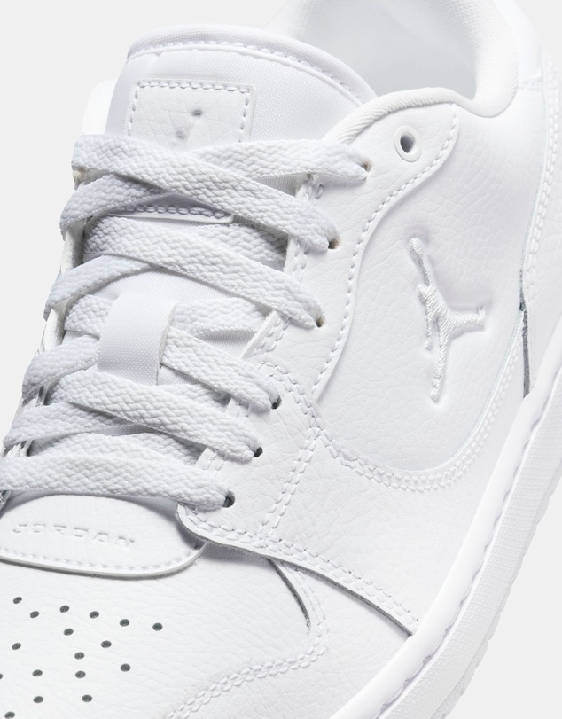 Nike - Jordan Court Connect Low - Women's