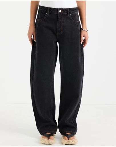 Calli - Blake Mid Rise Slim Barrel Leg Jeans