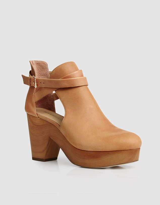Belle & Bloom - Fearless Clog Ankle Boot - Tan