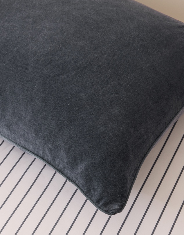 Sheet Society - Stevie Velvet Quilt Cover Set