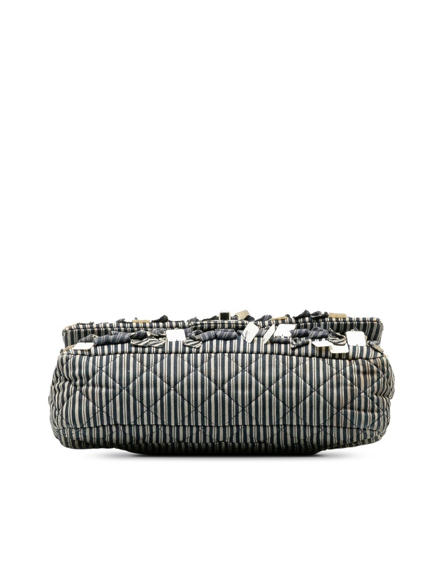 Pre-Loved by Azura Reborn - Pre-Loved chanel Striped Design Shoulder Bag with Chain Strap and Turn Lock Closure