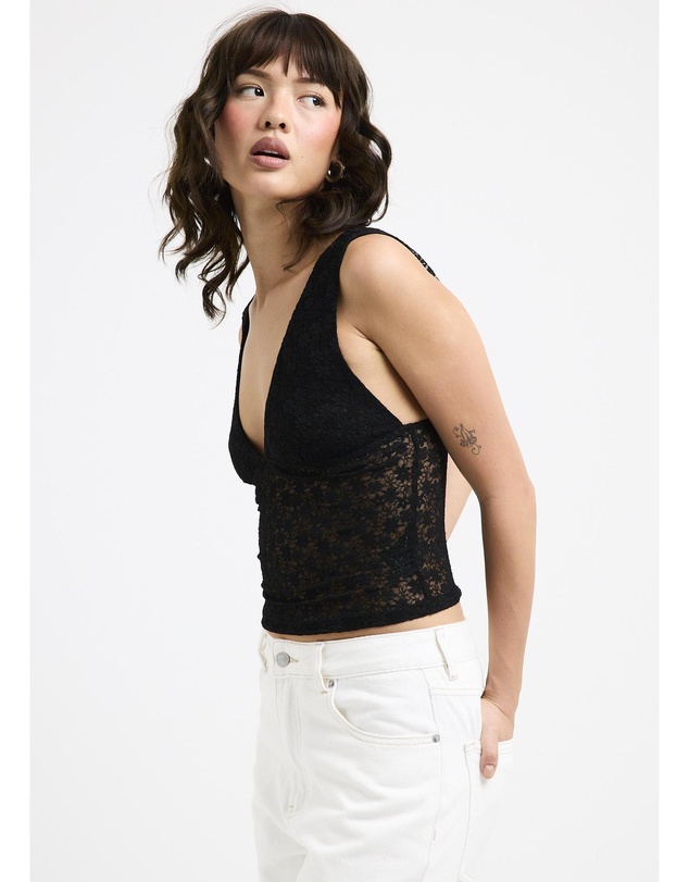 Alice In The Eve - Penelope Lace Scoop Top