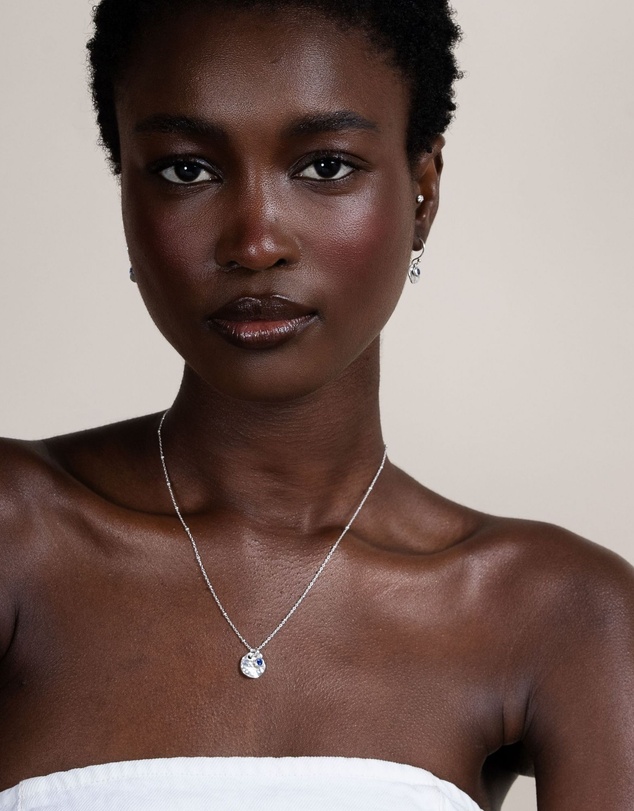 Dower & Hall - Women's Hammered Disc & Blue Sapphire Array Necklace In Sterling Silver