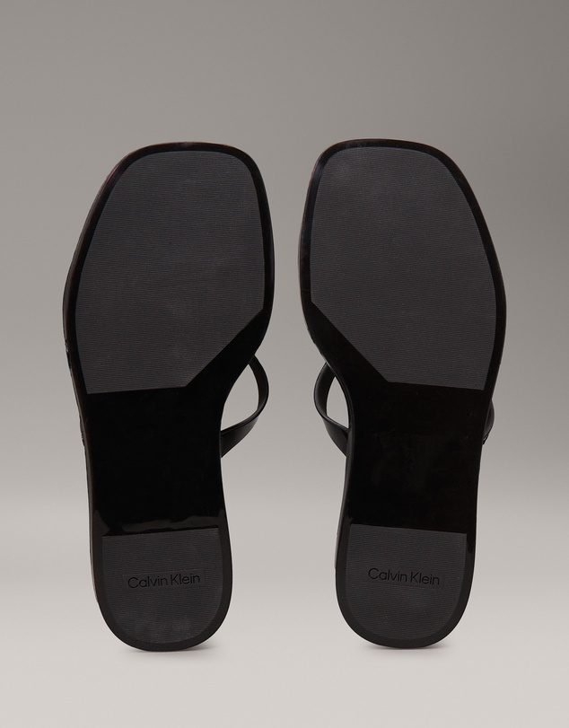 Calvin Klein - Jelly Sandals