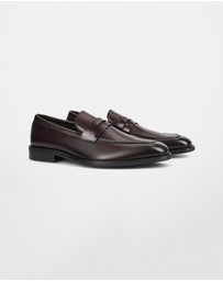 Julius Marlow - Wager - Men's